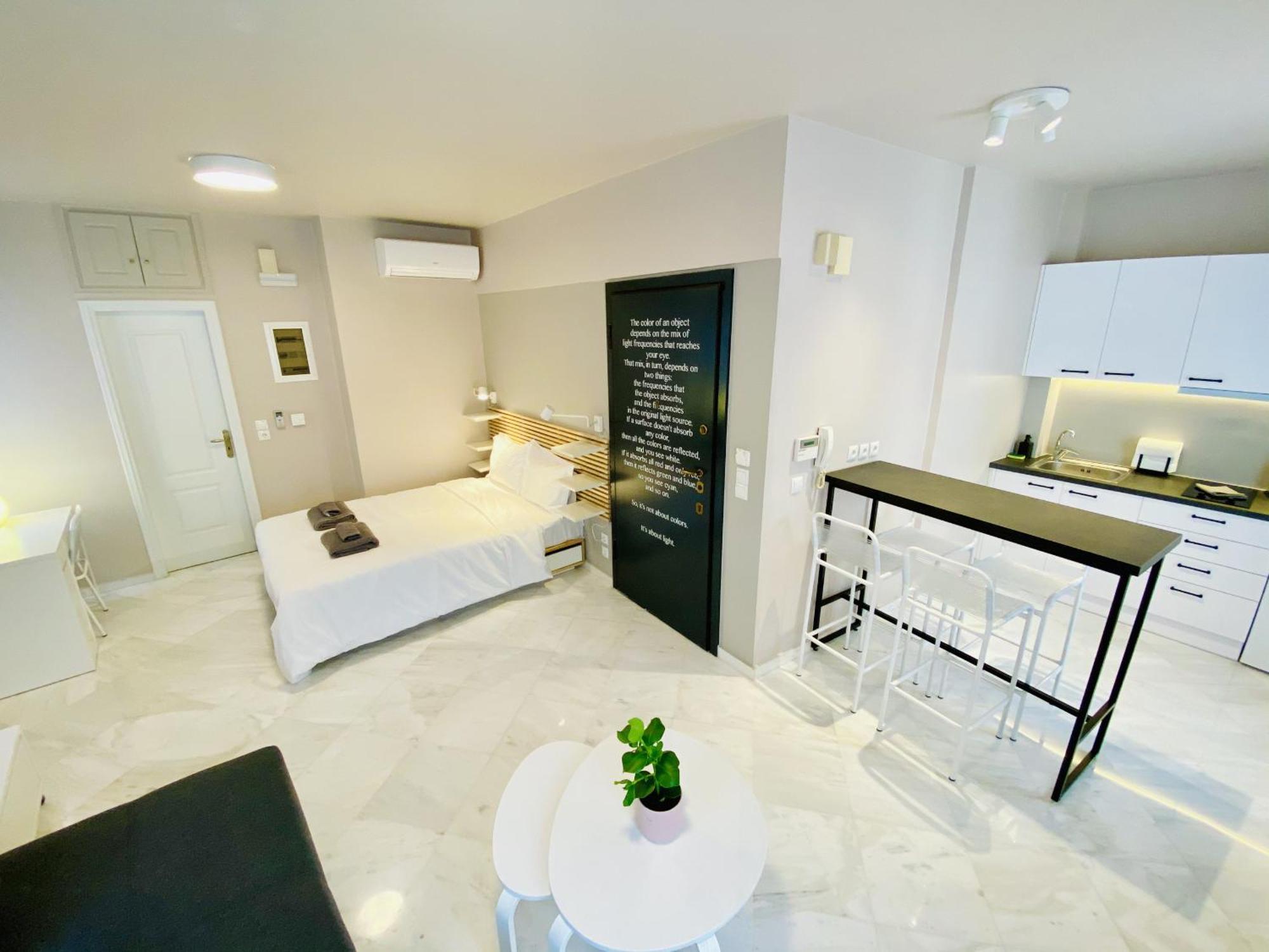 Luxury Studio In Historical Center, Syntagma-Plaka Athens Exterior photo
